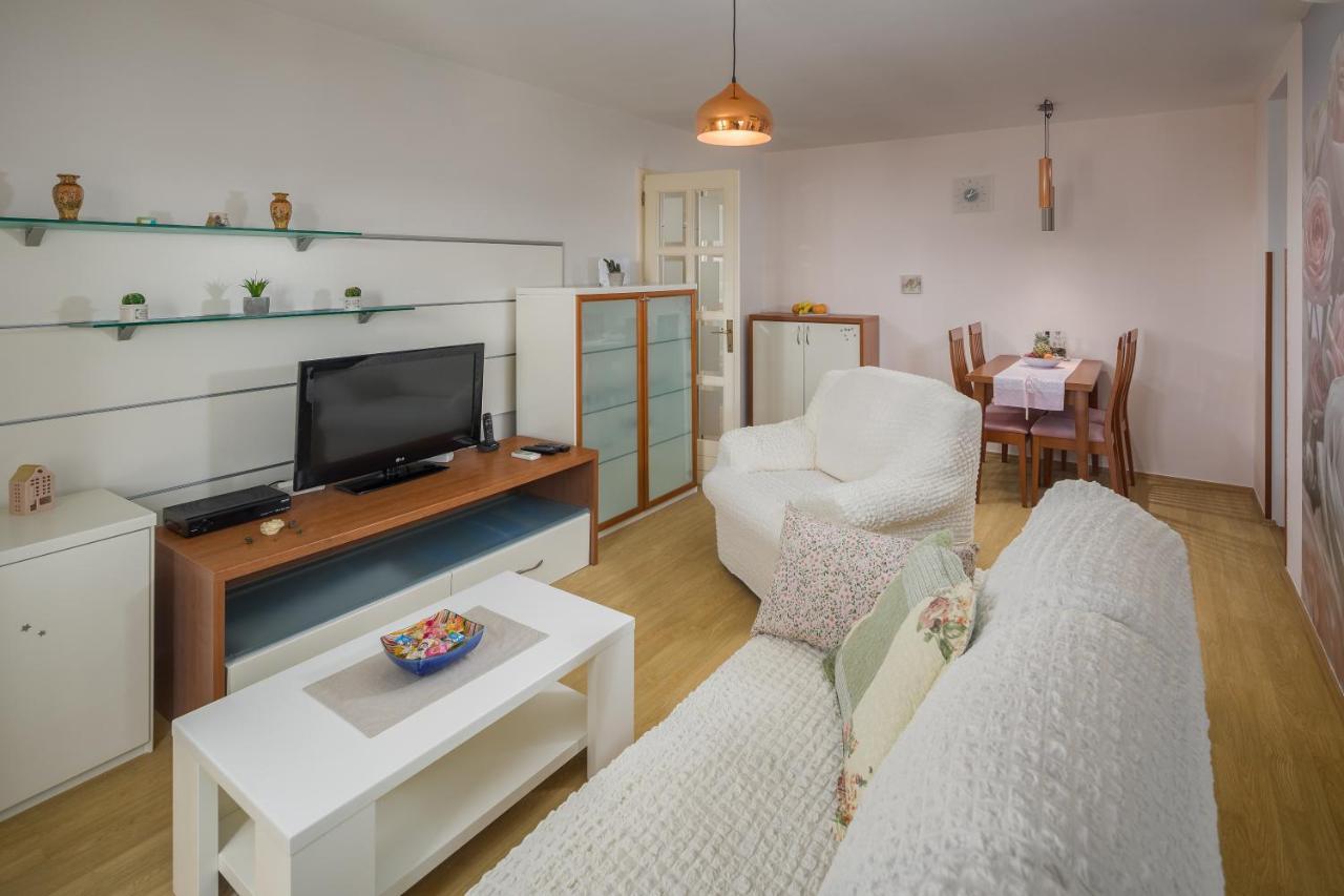 Kukci Apartment Eksteriør billede